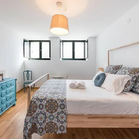 Centenary Cosy - 7 * Porto