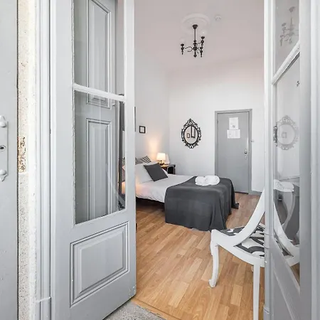Centenary Cosy - 7 Apartment Porto